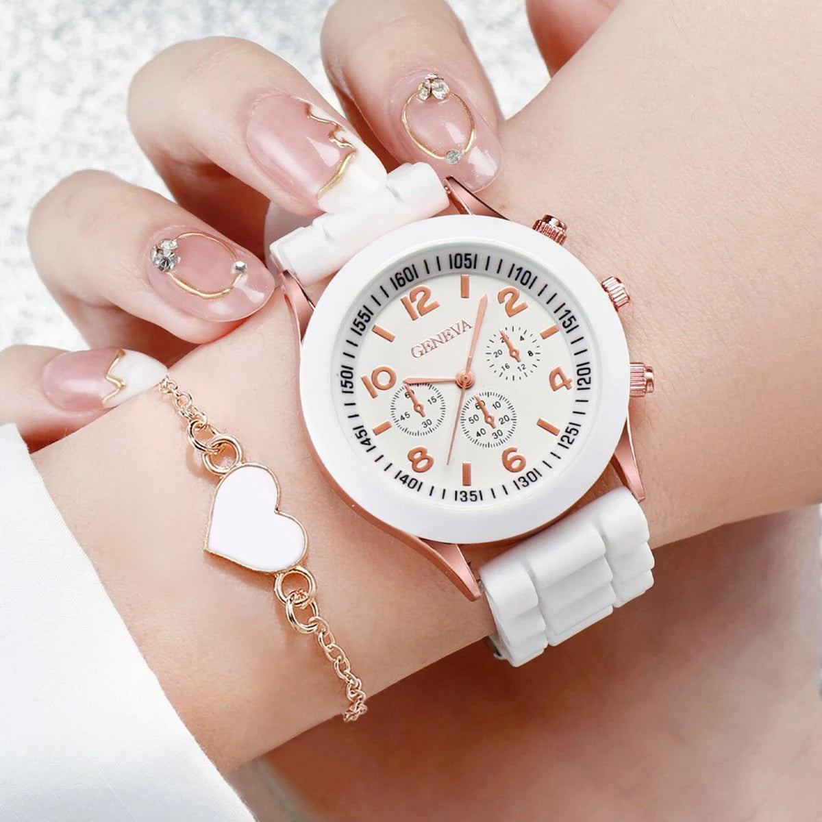 TaraStore🅣🅢 4pcs/set Womens Watches Fashion Analog Quartz Silicone Band Classic Ladies Calendar Wrist Watches for Women along with Heart Jewelry Set